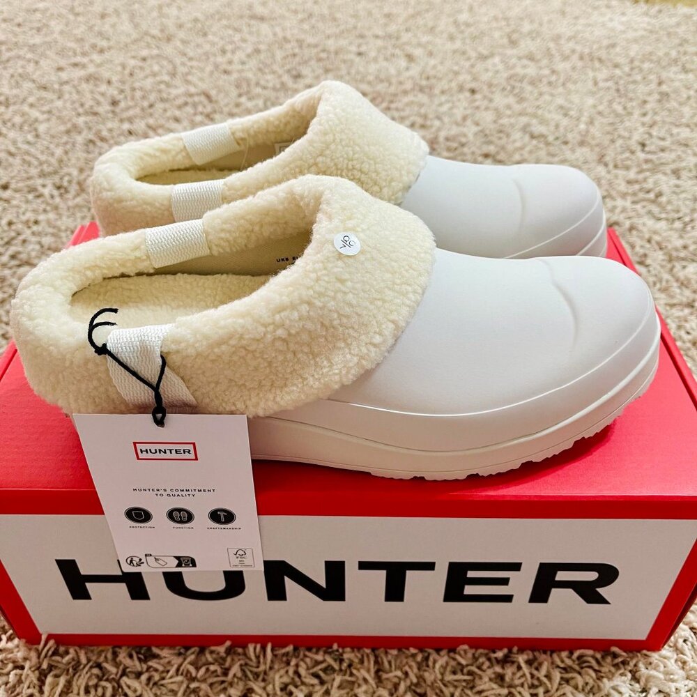 Hunter Women's PLAY Sherpa Insulated Clog Shoes Cream, Size 9 (New in Box)